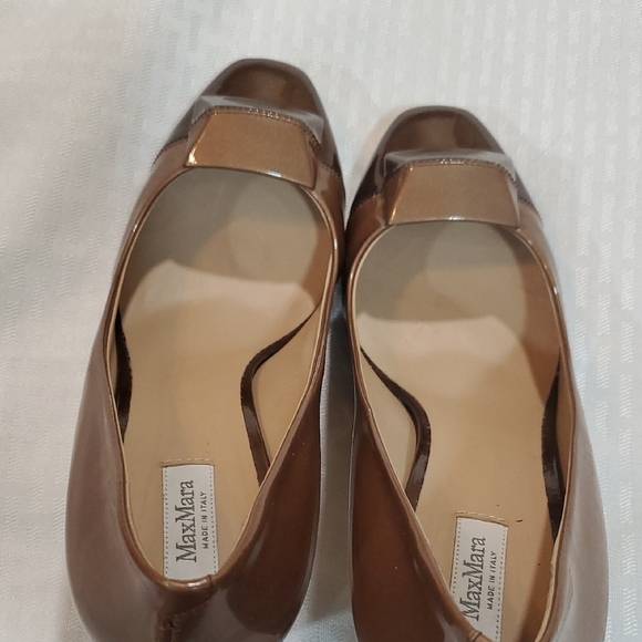 MaxMara Brown High-Heeled Pumps with a shiny Finish - Picture 7 of 16